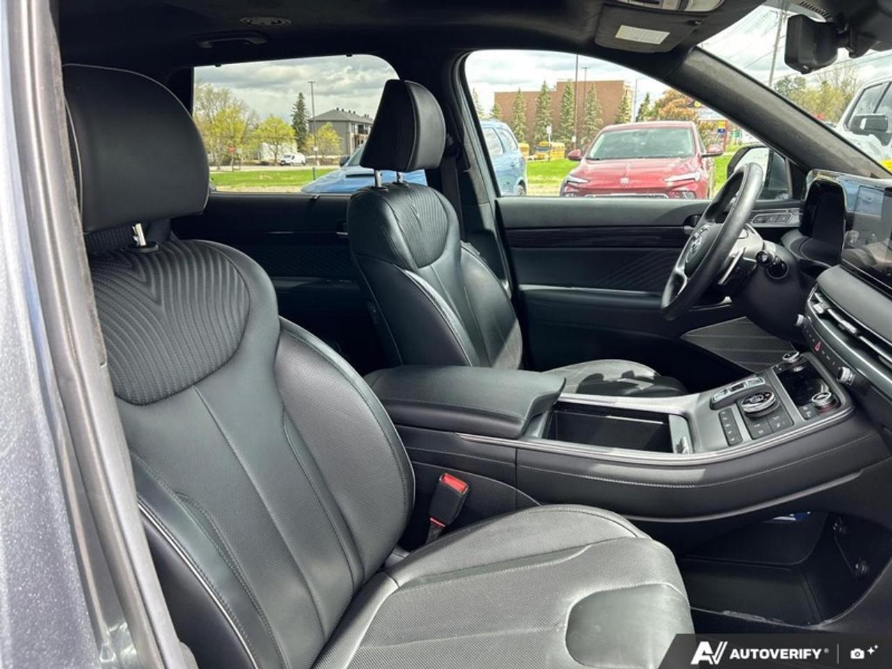 2024 Hyundai PALISADE Ultimate Calligraphy  -  Cooled Seats Photo