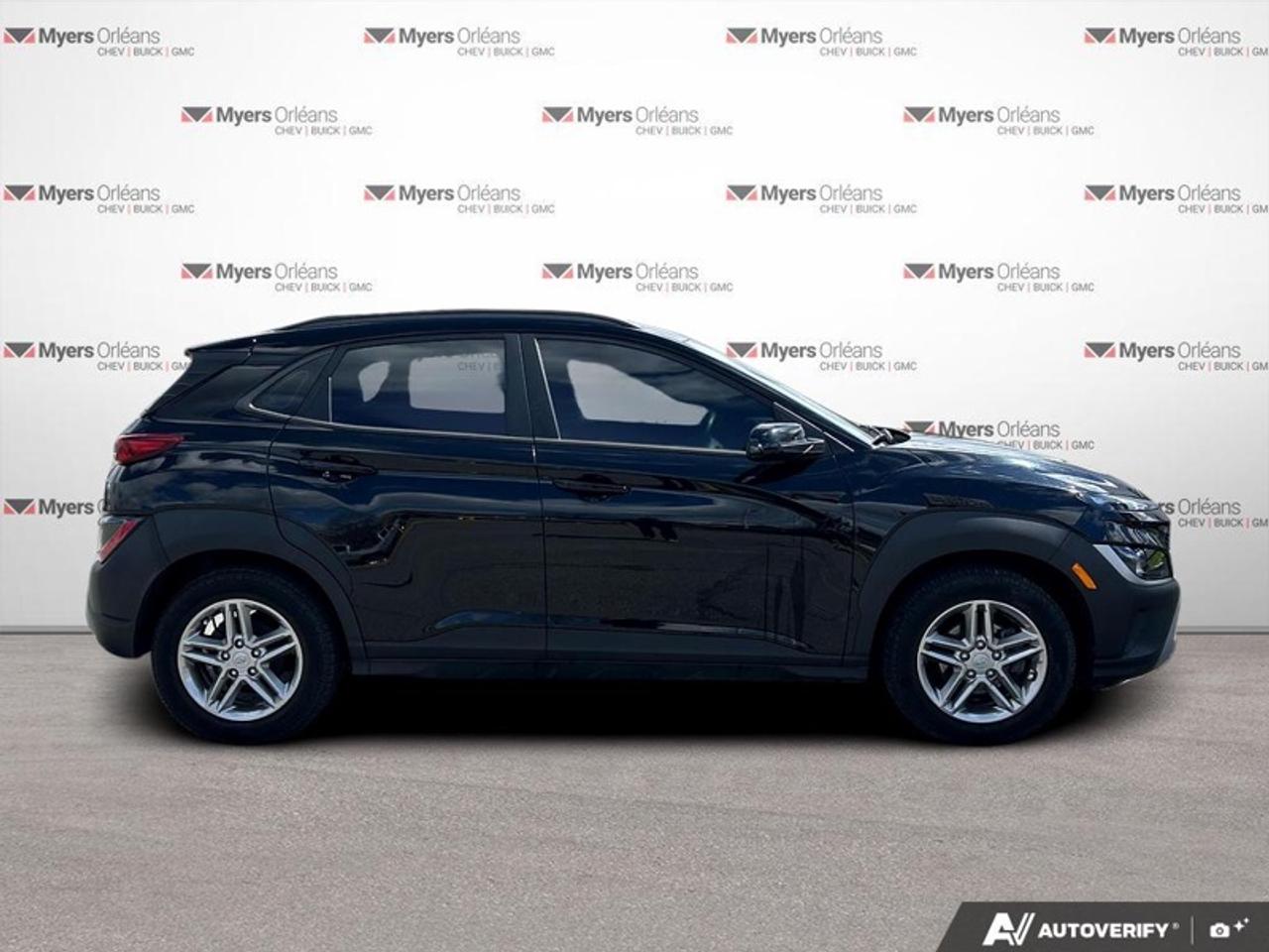 2022 Hyundai KONA 2.0L Essential FWD  -  Heated Seats Photo