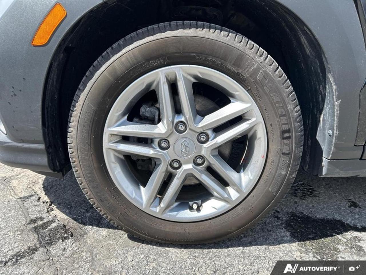 2022 Hyundai KONA 2.0L Essential FWD  -  Heated Seats Photo