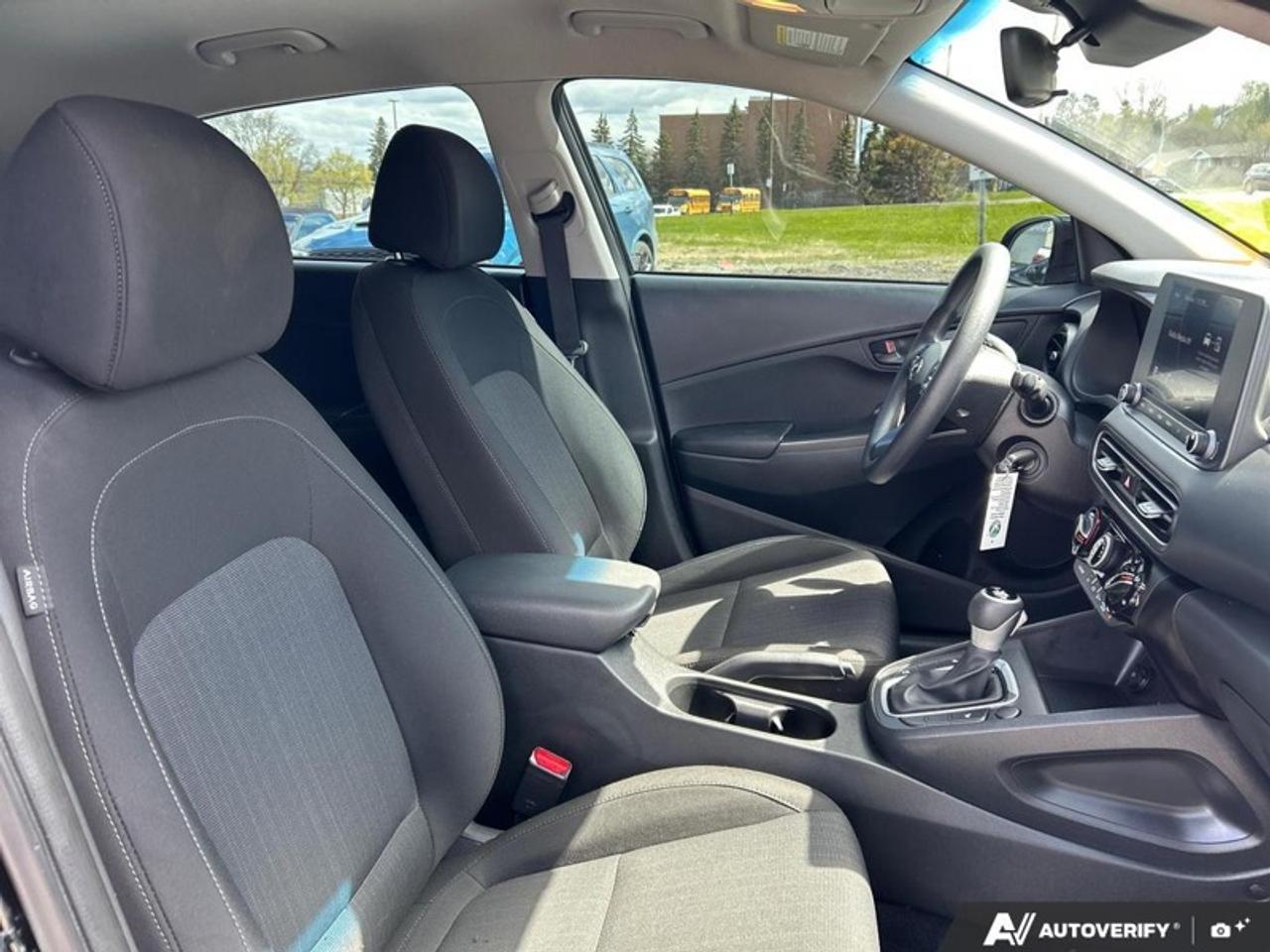 2022 Hyundai KONA 2.0L Essential FWD  -  Heated Seats Photo
