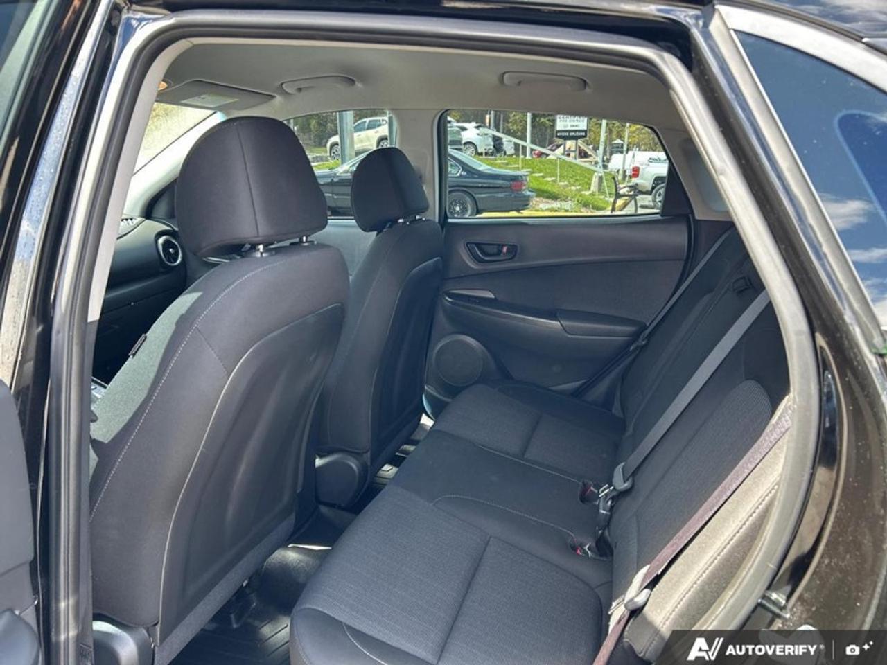 2022 Hyundai KONA 2.0L Essential FWD  -  Heated Seats Photo
