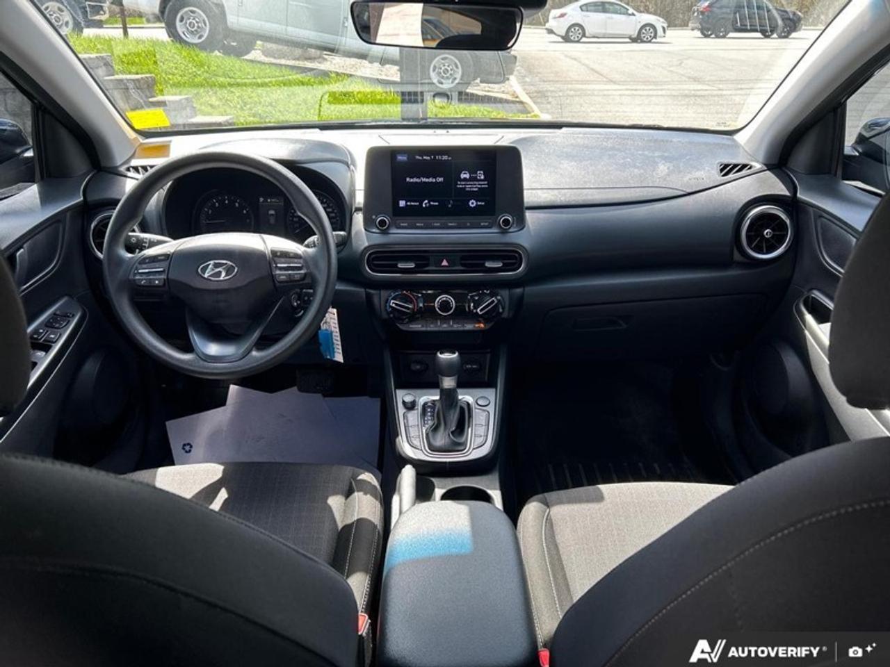 2022 Hyundai KONA 2.0L Essential FWD  -  Heated Seats Photo
