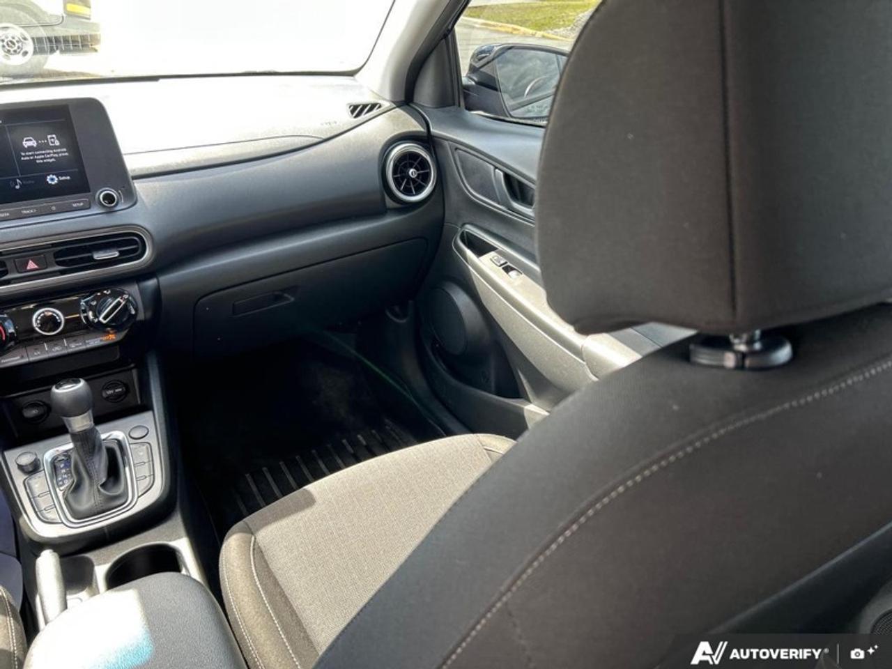 2022 Hyundai KONA 2.0L Essential FWD  -  Heated Seats Photo