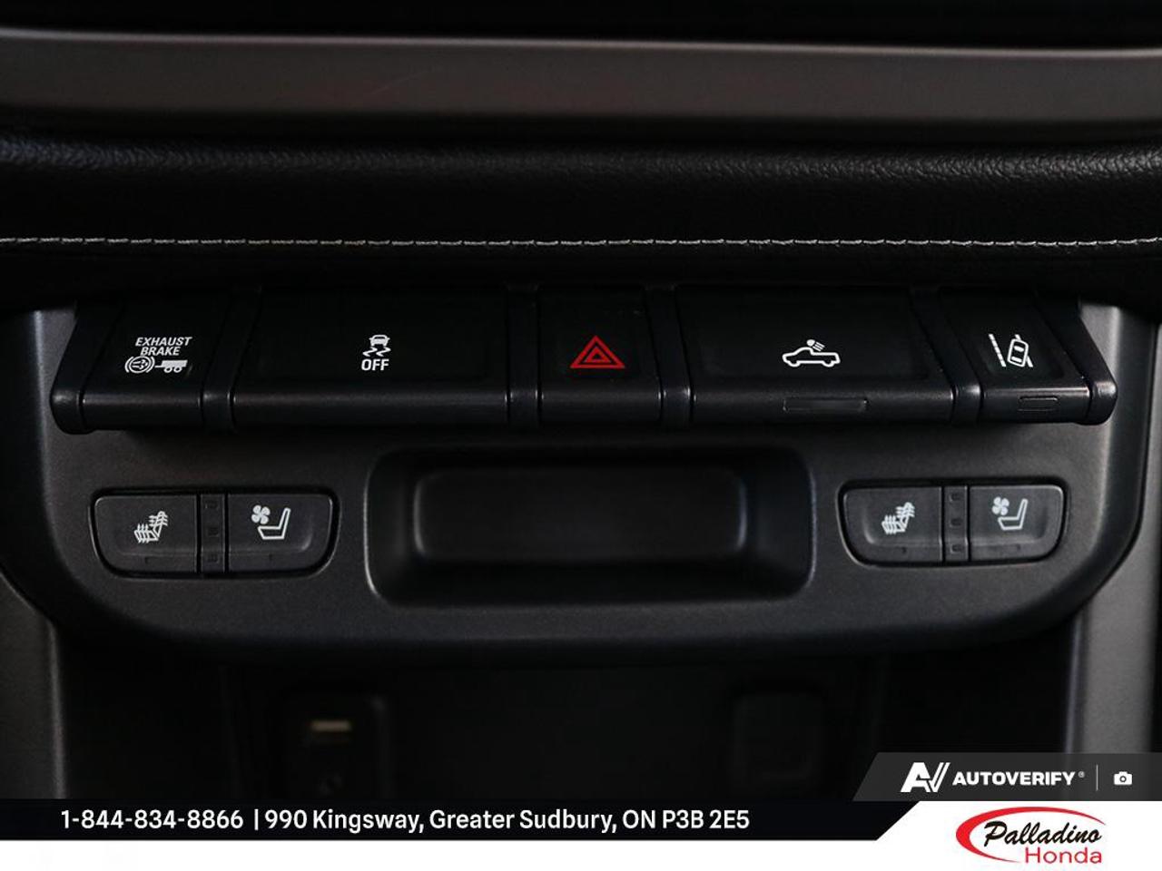 2018 GMC Canyon 4WD Denali Photo