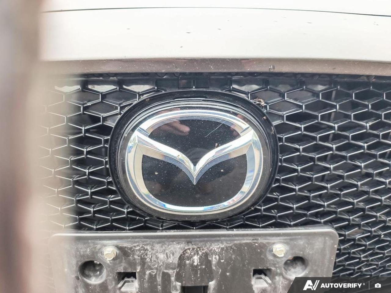 2019 Mazda MAZDA3 Sport GS i-Activ AWD  - Heated Seats Photo