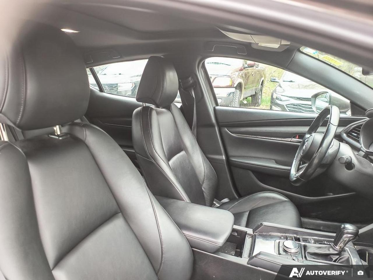 2019 Mazda MAZDA3 Sport GS i-Activ AWD  - Heated Seats Photo
