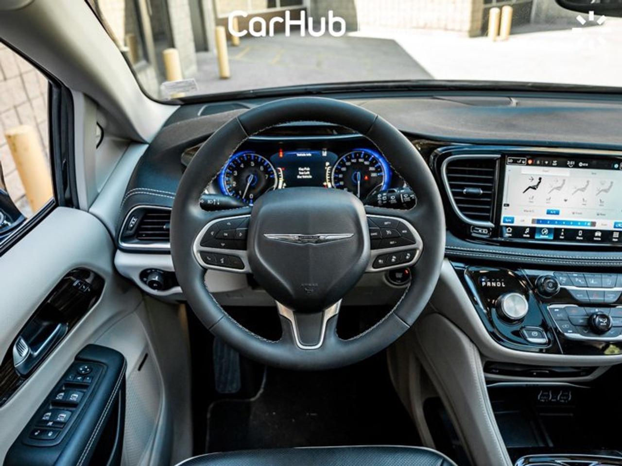 2024 Chrysler Pacifica Limited Panoroof Uconnect Theater Family Group Safety sphere Photo