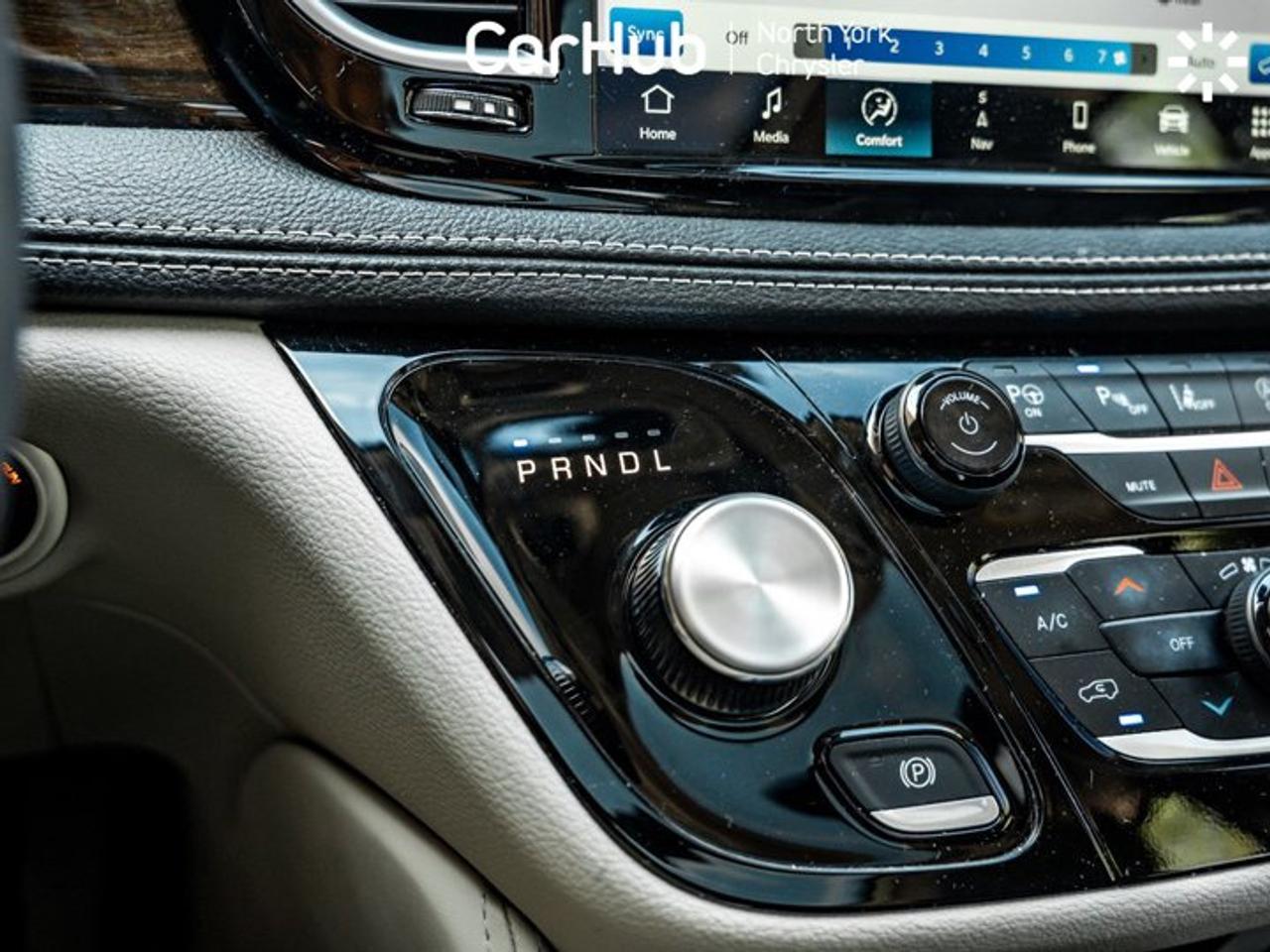 2024 Chrysler Pacifica Limited Panoroof Uconnect Theater Family Group Safety sphere Photo