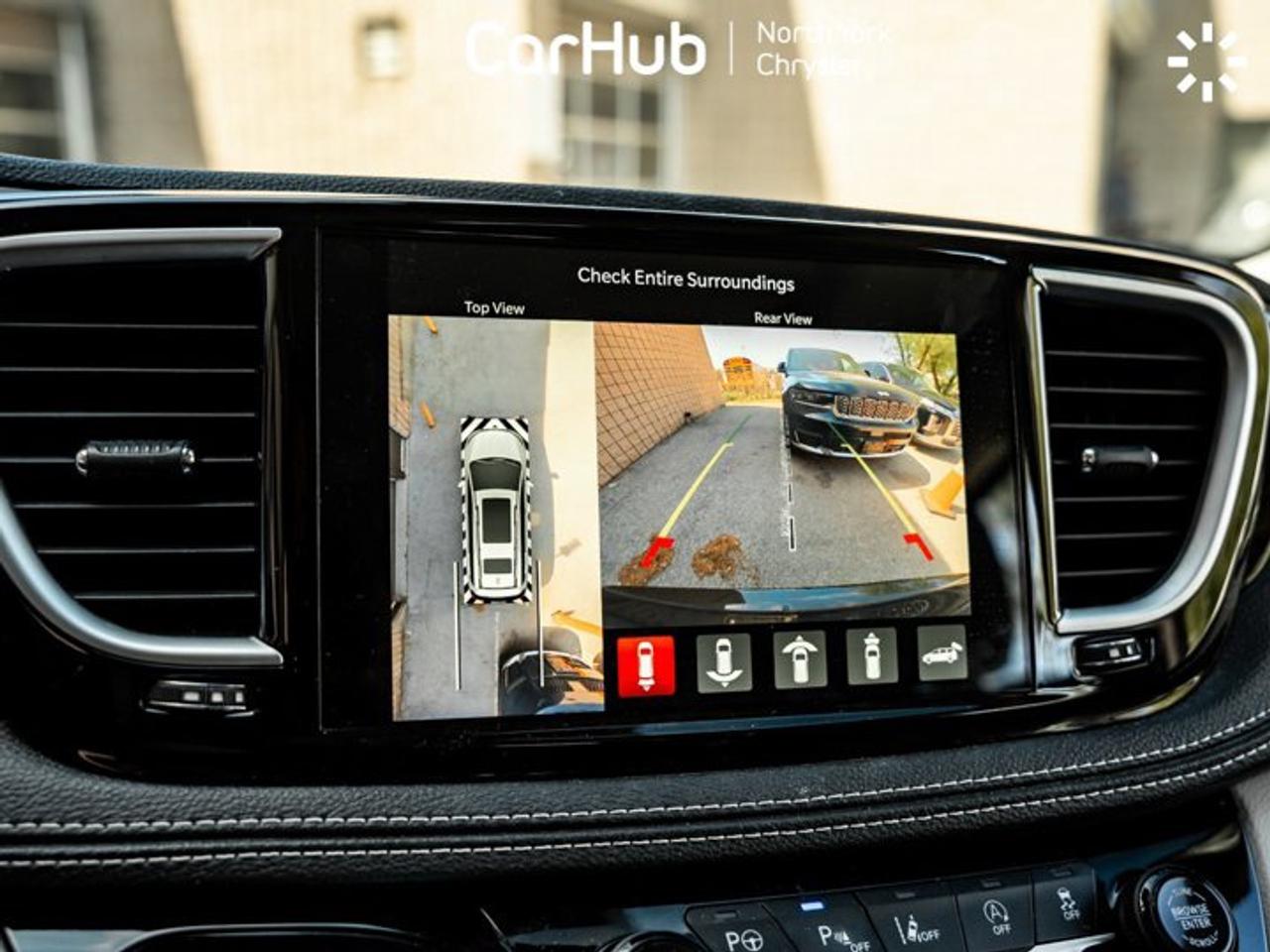 2024 Chrysler Pacifica Limited Panoroof Uconnect Theater Family Group Safety sphere Photo