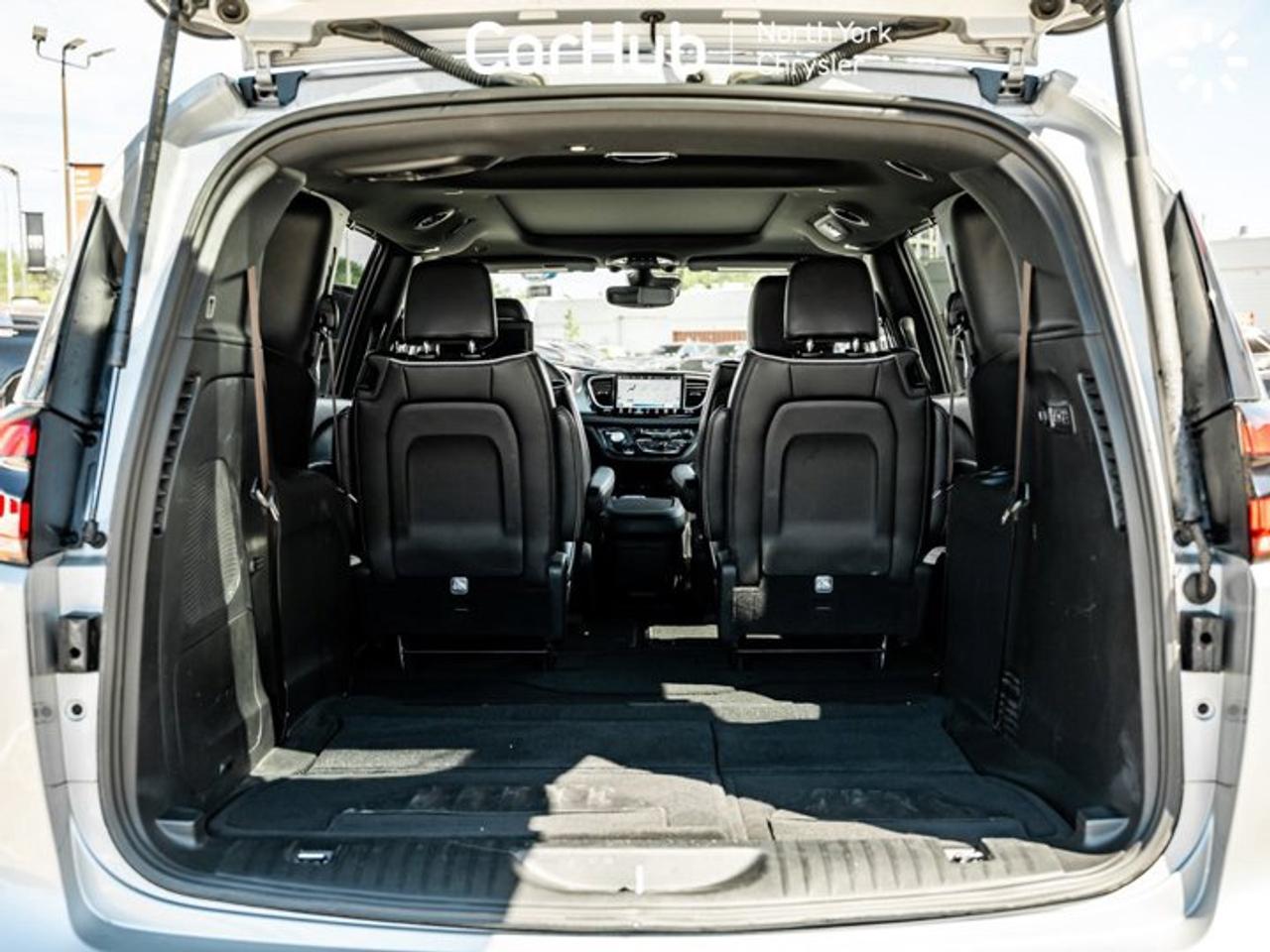 2024 Chrysler Pacifica Limited Photo