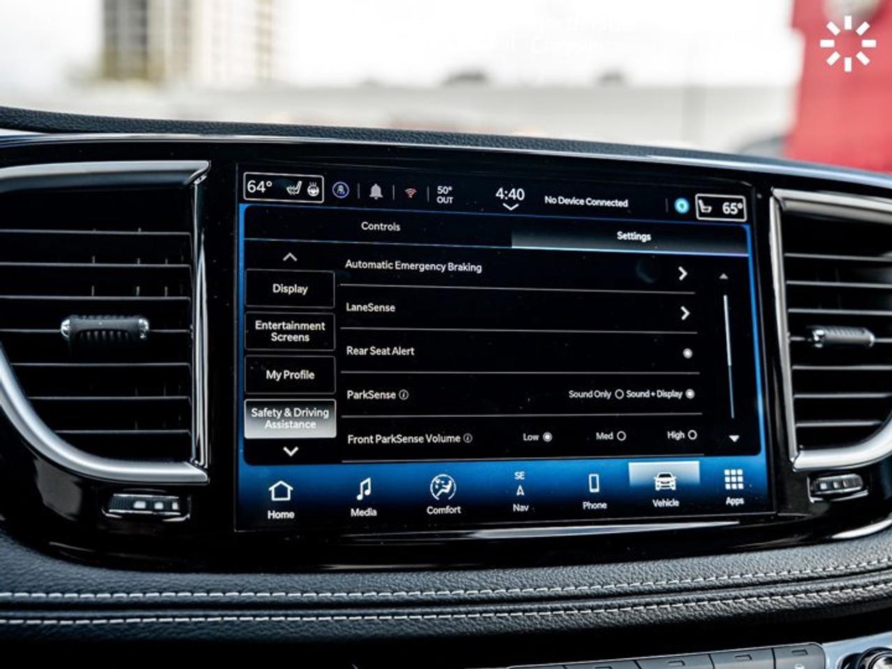 2024 Chrysler Pacifica Limited Safety sphere Rear Entertainment Grp S Appearance Package Photo