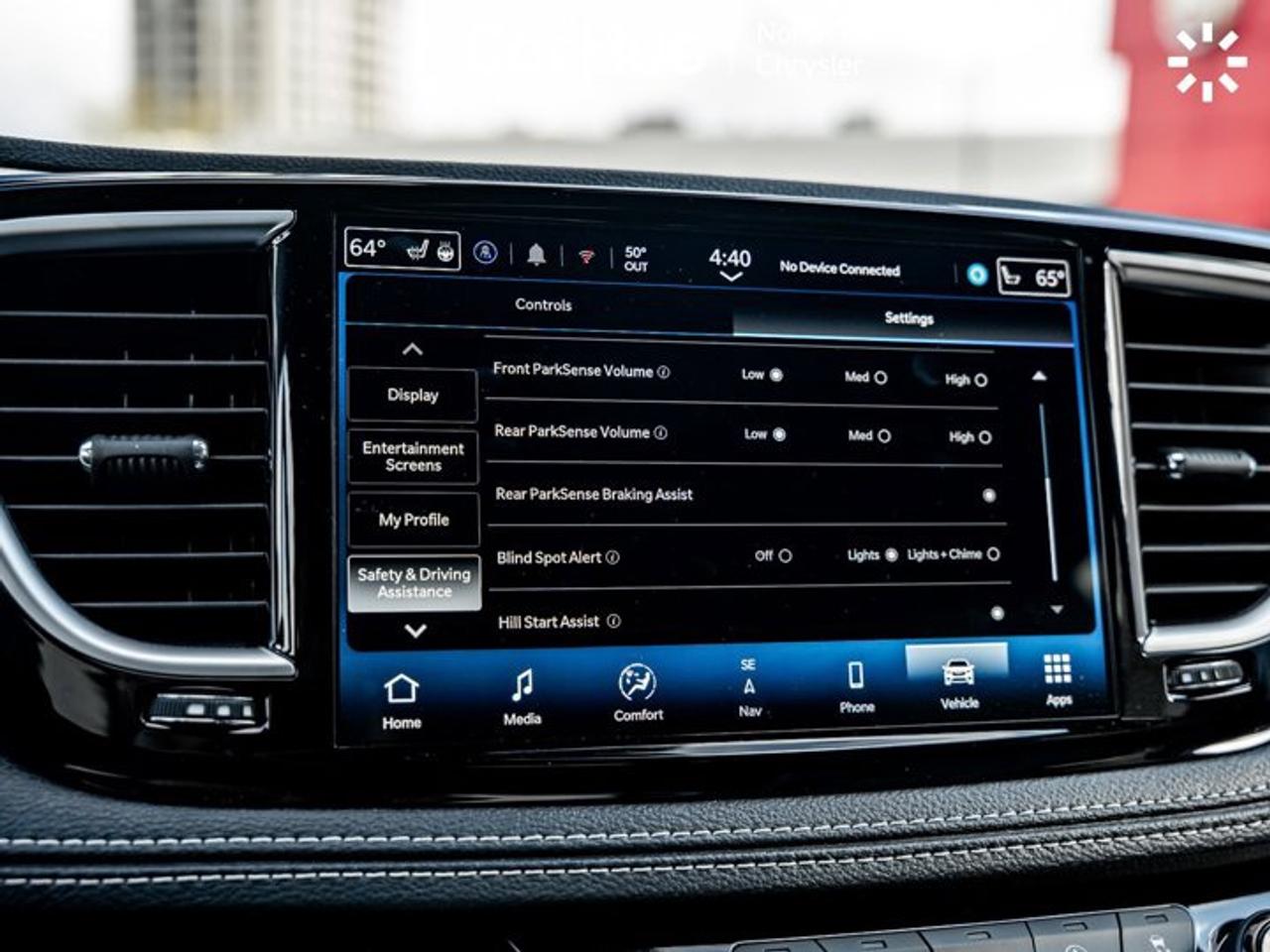 2024 Chrysler Pacifica Limited Safety sphere Rear Entertainment Grp S Appearance Package Photo