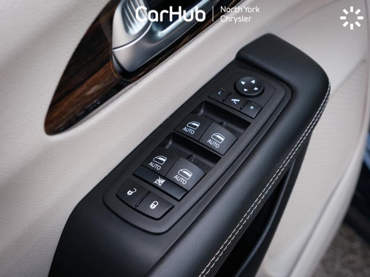2024 Chrysler Pacifica Limited Panoroof Heated Vented Seats Navi Remote Start Photo