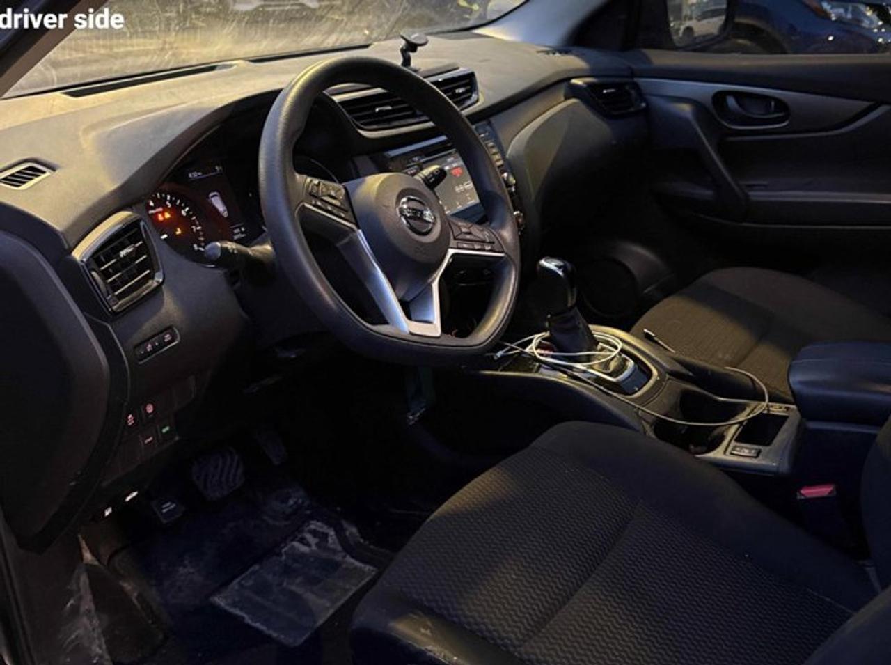 2021 Nissan Qashqai S | Heated Seats | CarPlay + Android | BSM | Rear Camera | and More ! Photo