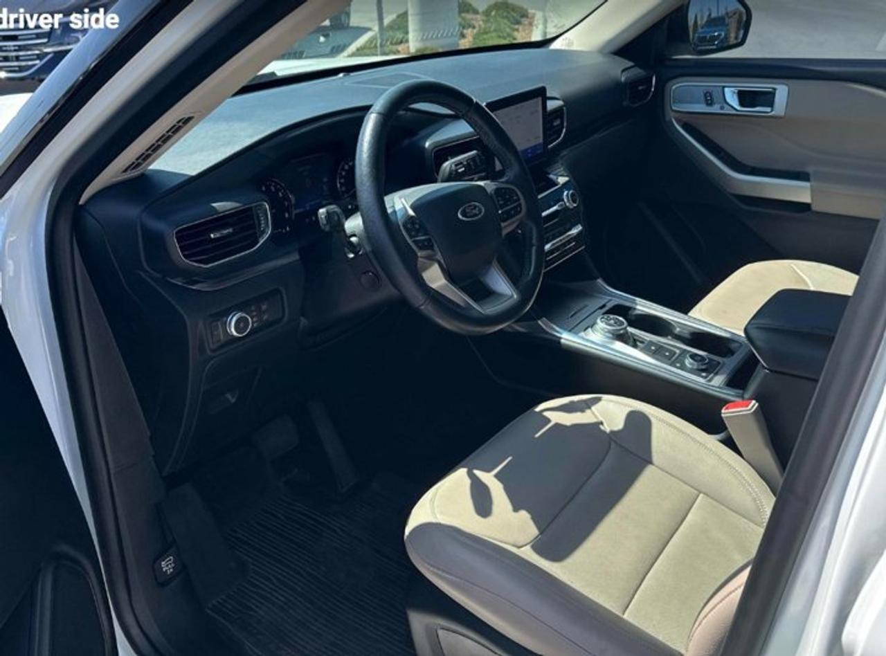 2021 Ford Explorer Limited 4WD | Tow Pkg | Sunroof | Leather | Nav | Cooled + Heated Seats | Adaptive Cruise and More ! Photo