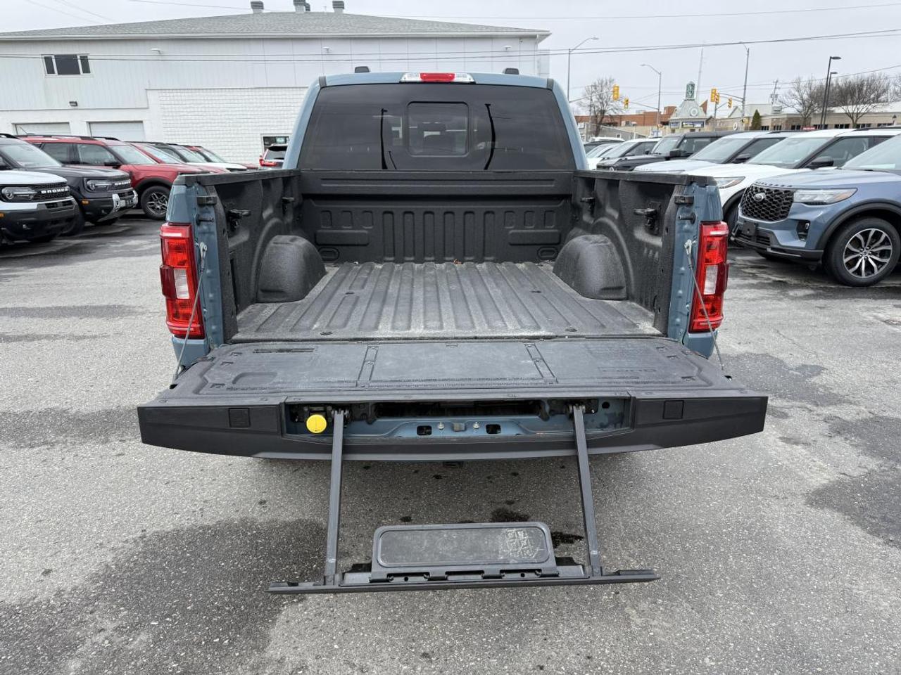 2023 Ford F-150 XLT 4WD SuperCrew 5.5' Box Photo