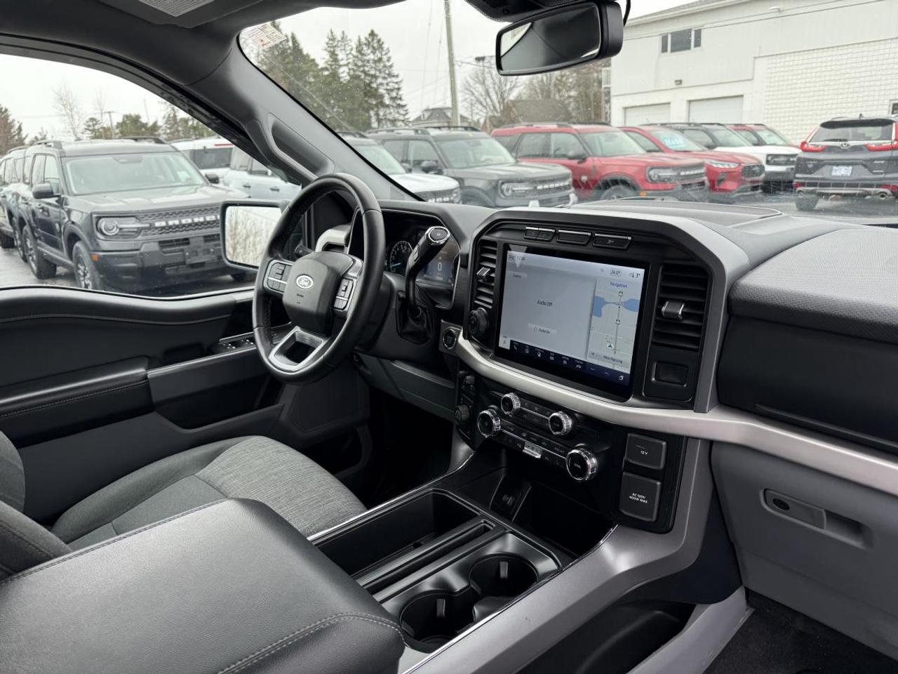 2023 Ford F-150 XLT 4WD SuperCrew 5.5' Box Photo