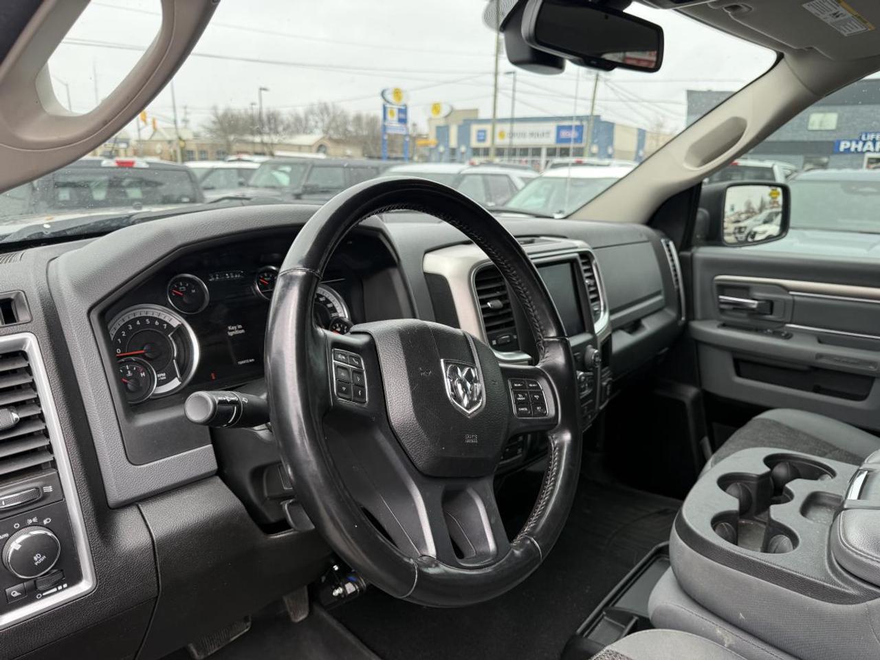 2020 RAM 1500 Classic WARLOCK Photo