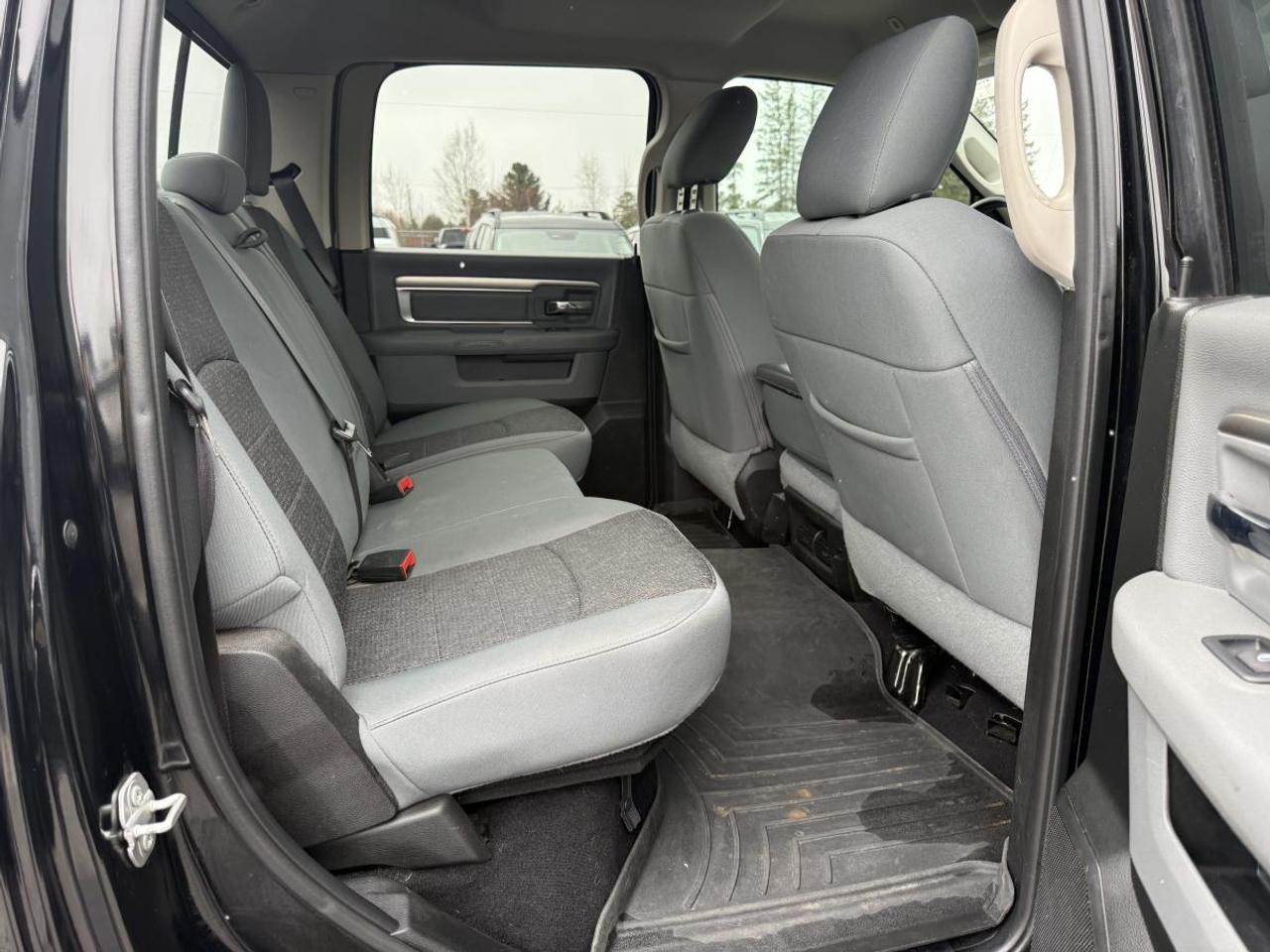 2020 RAM 1500 Classic WARLOCK Photo