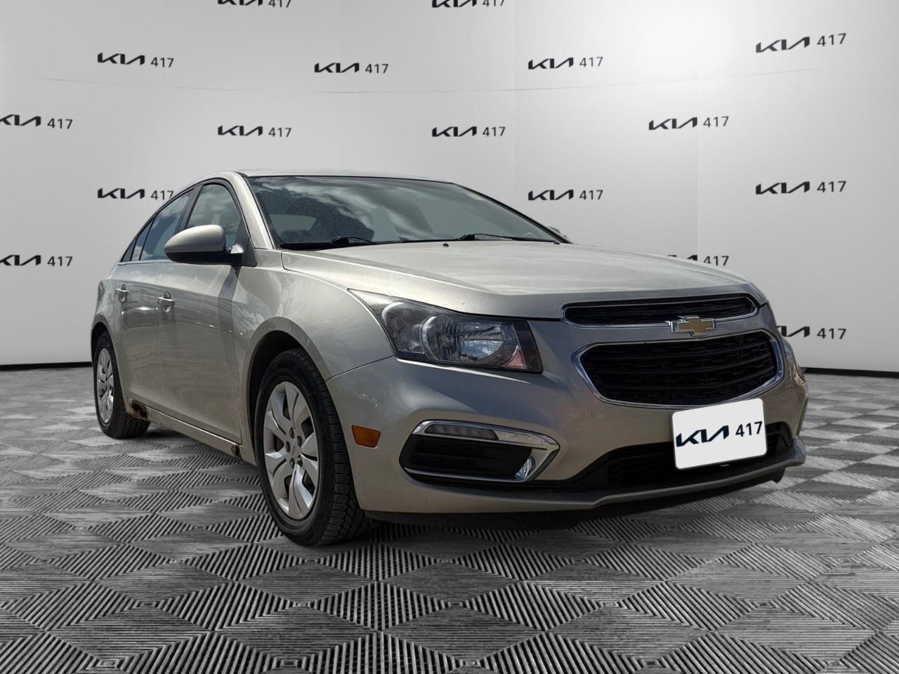 2016 Chevrolet Cruze Limited 4dr Sdn LT w/1LT Photo