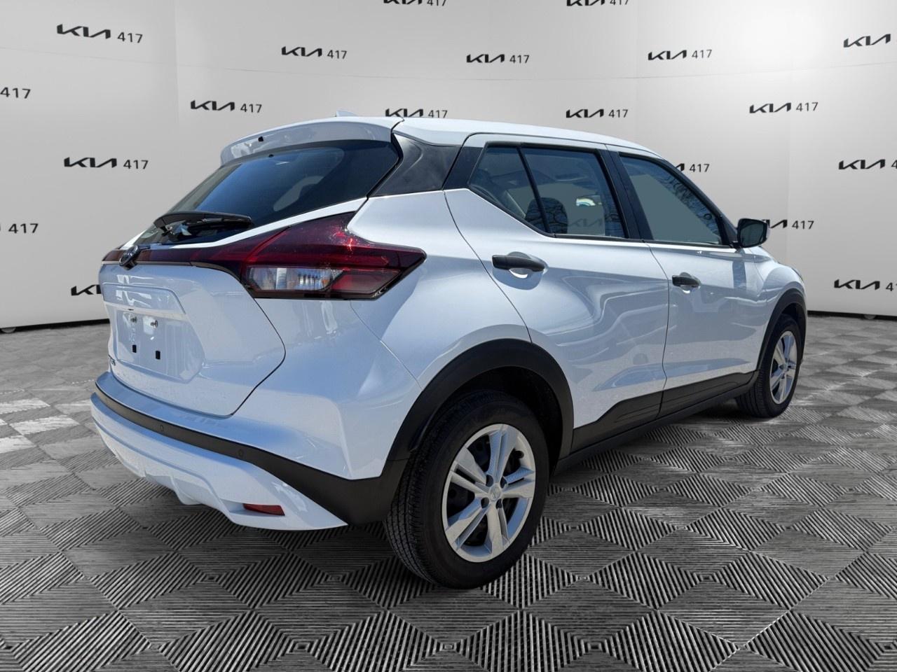 2024 Nissan Kicks S FWD Photo