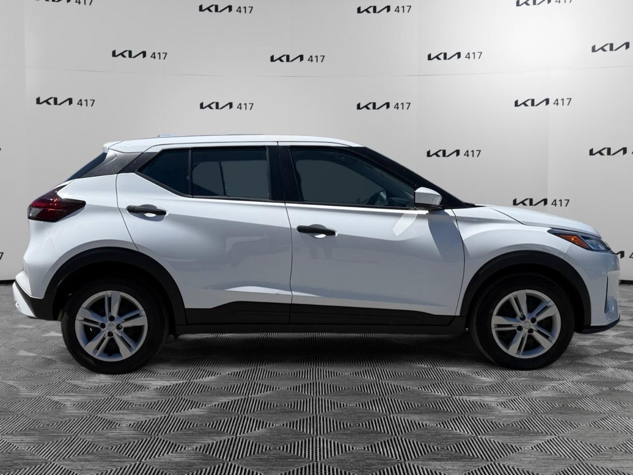 2024 Nissan Kicks S FWD Photo