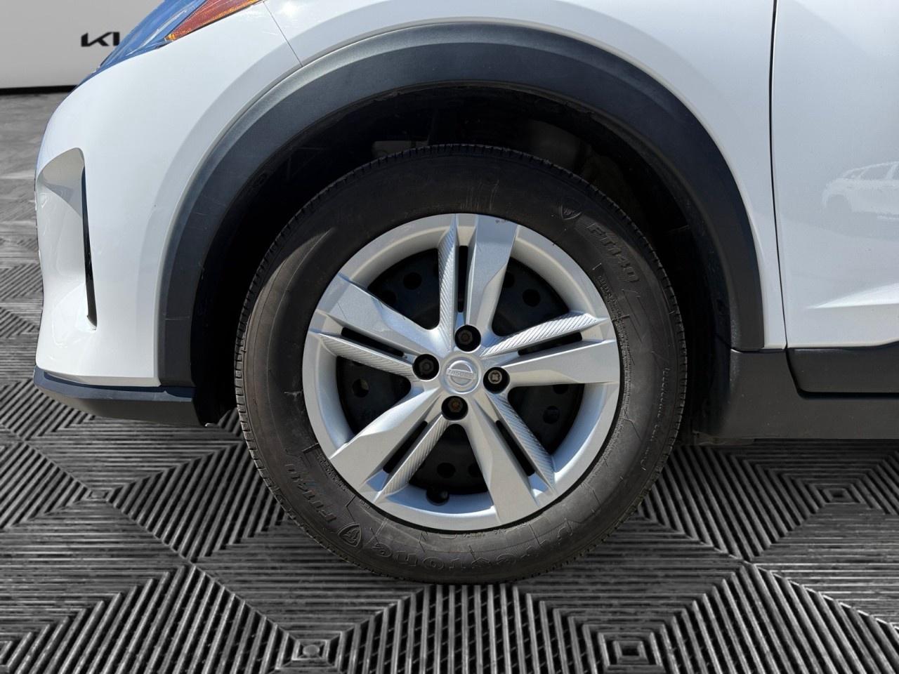 2024 Nissan Kicks S FWD Photo