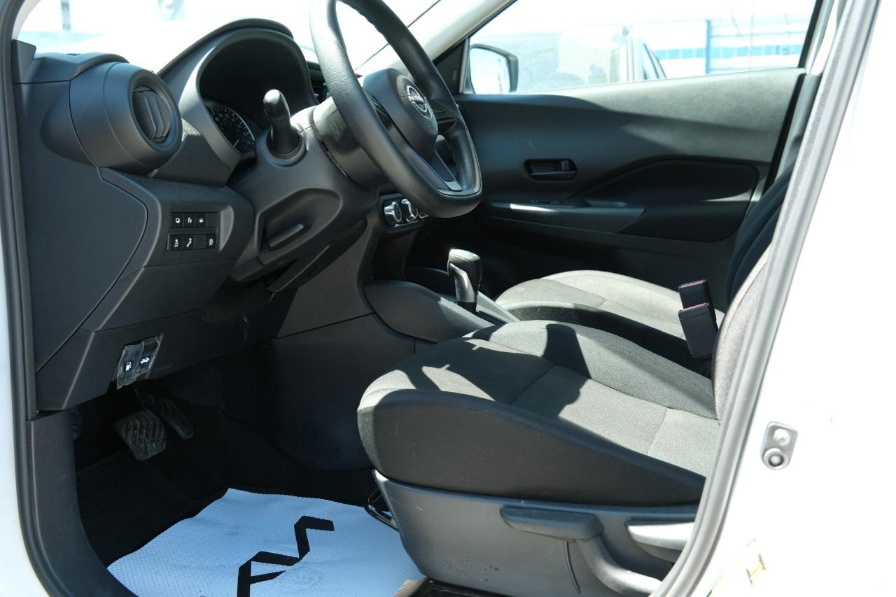 2024 Nissan Kicks S FWD Photo