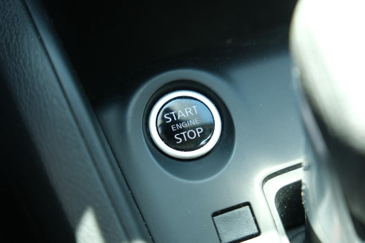 2024 Nissan Kicks S FWD Photo