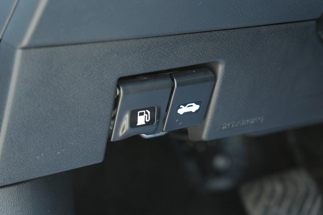 2024 Nissan Kicks S FWD Photo