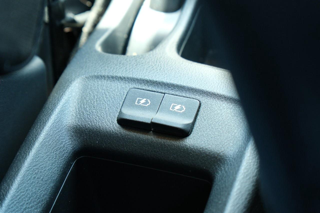 2024 Nissan Kicks S FWD Photo
