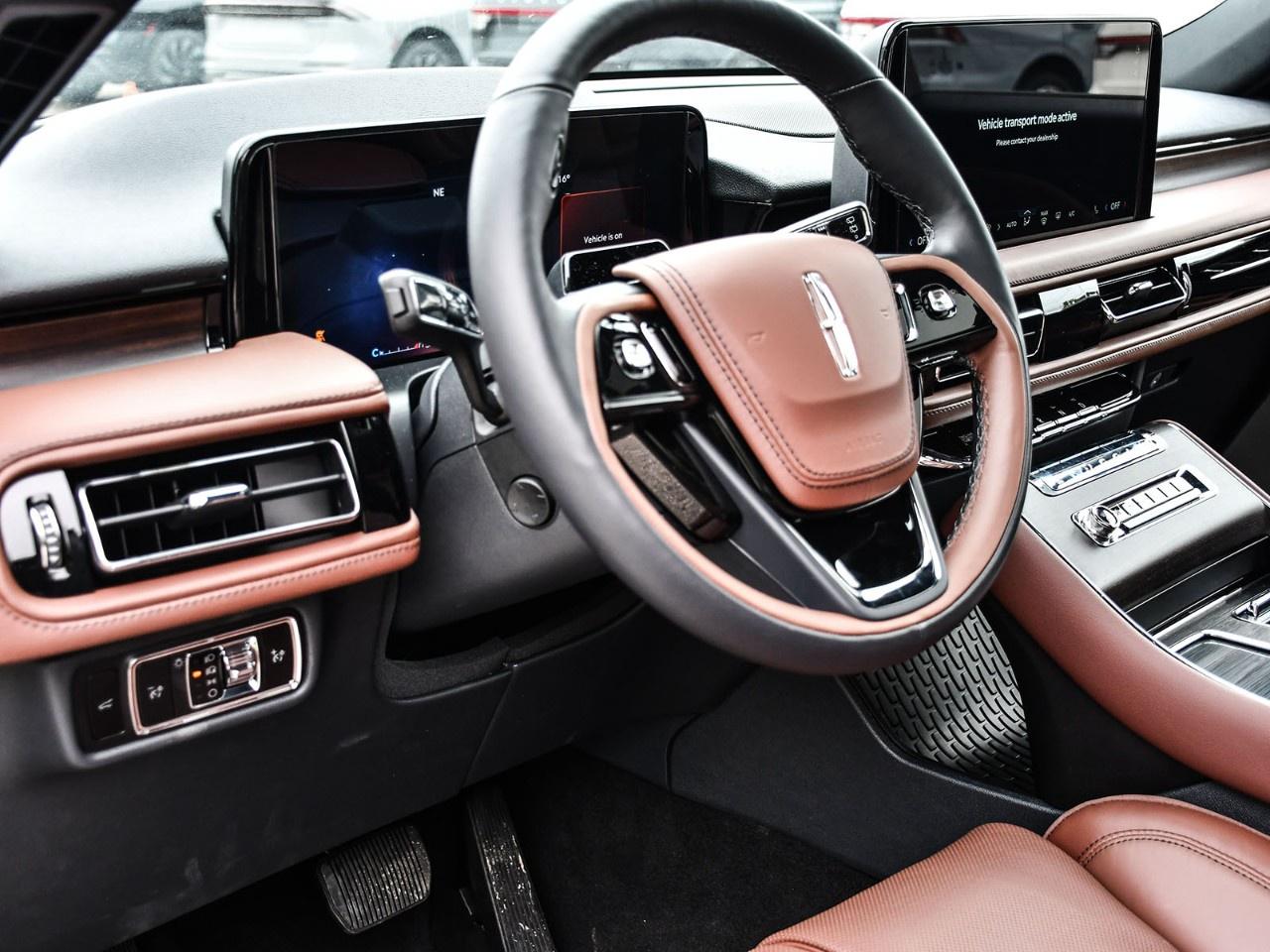 2026 Lincoln Aviator Reserve AWD Photo