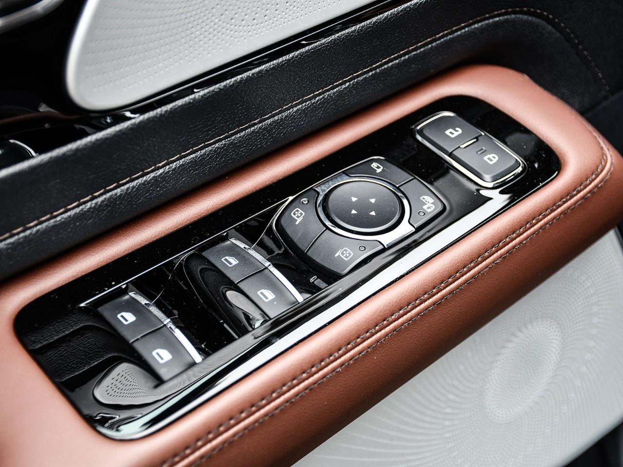 2026 Lincoln Aviator Reserve AWD Photo