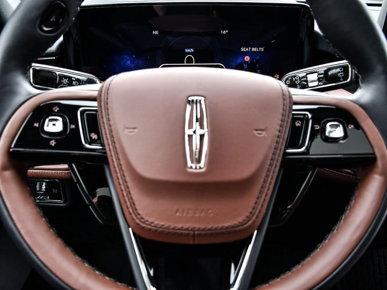 2026 Lincoln Aviator Reserve AWD Photo
