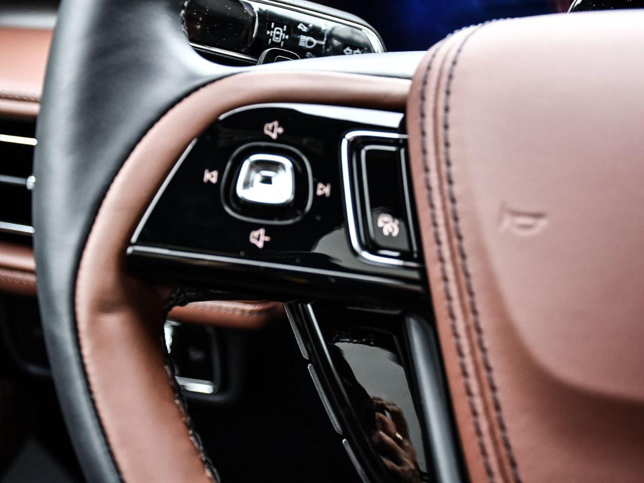 2026 Lincoln Aviator Reserve AWD Photo