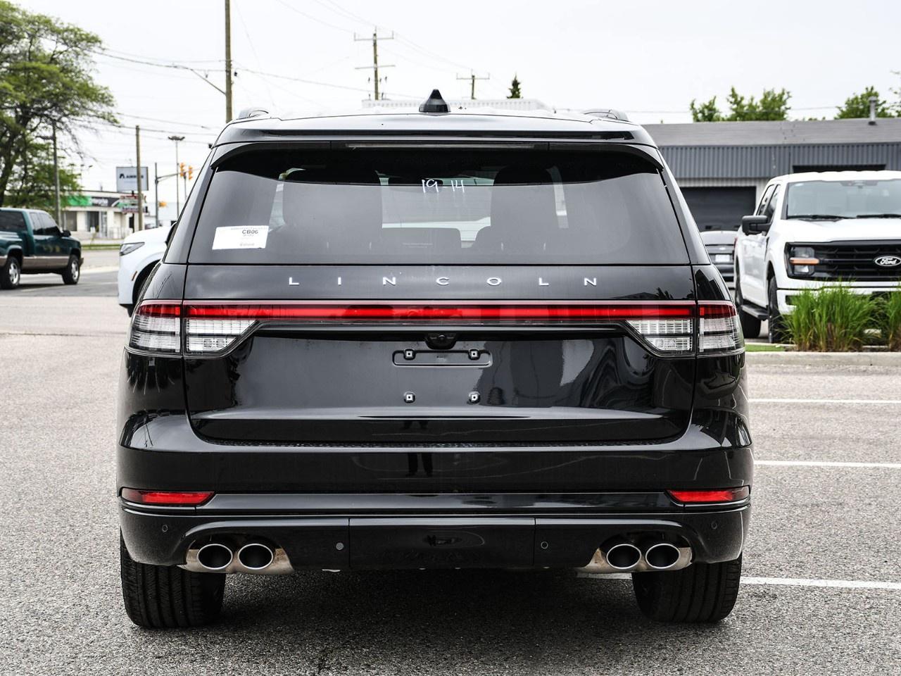 2026 Lincoln Aviator Reserve AWD Photo