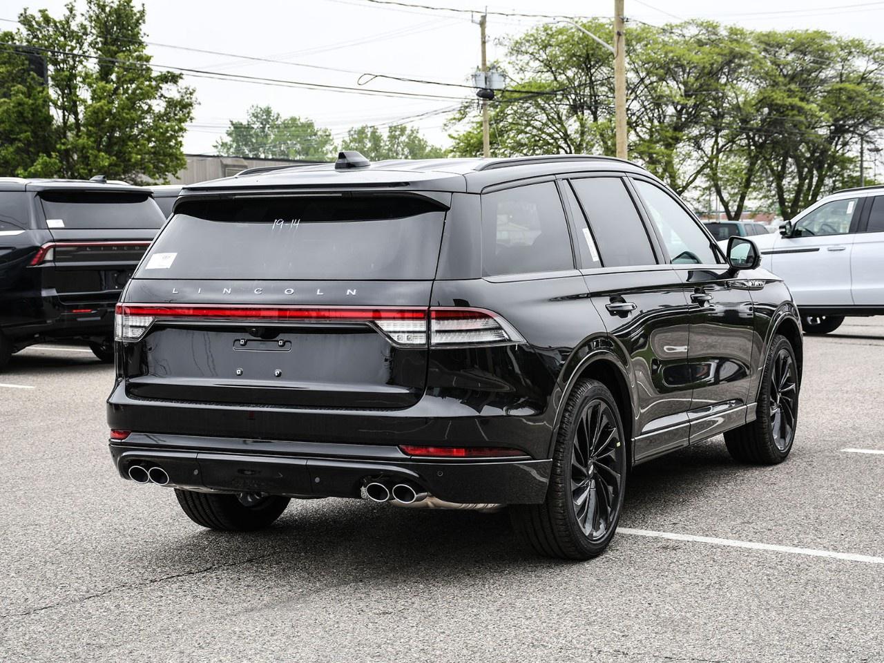 2026 Lincoln Aviator Reserve AWD Photo