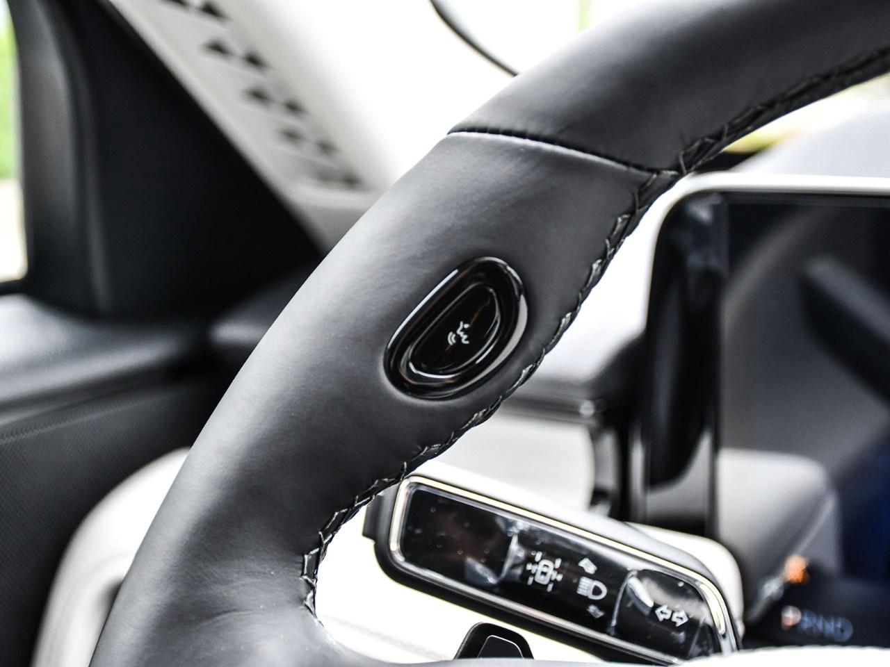 14044182.817210535