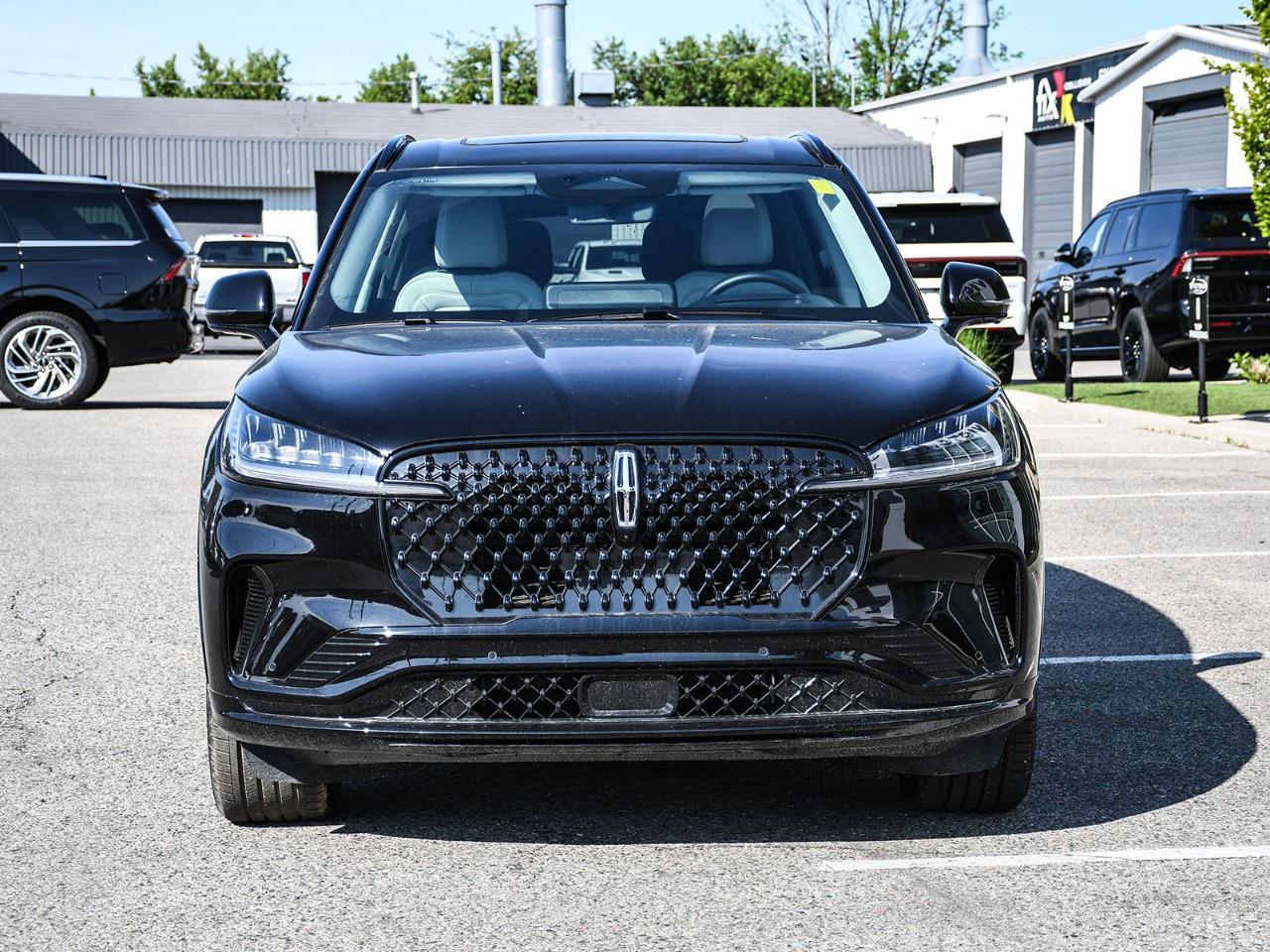 2026 Lincoln Aviator Reserve AWD Photo