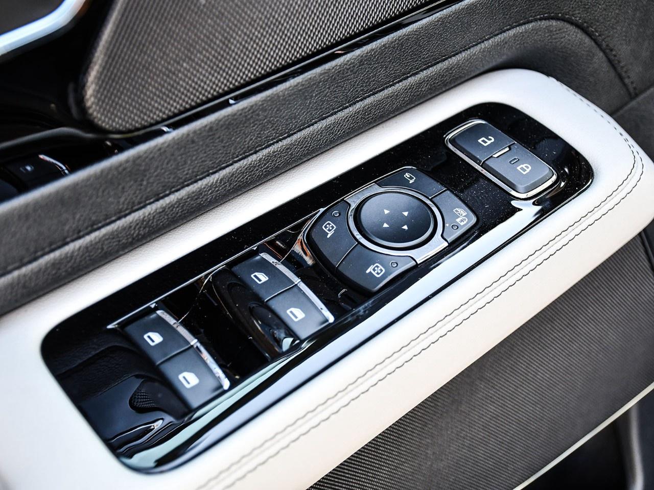 2026 Lincoln Aviator Reserve AWD Photo