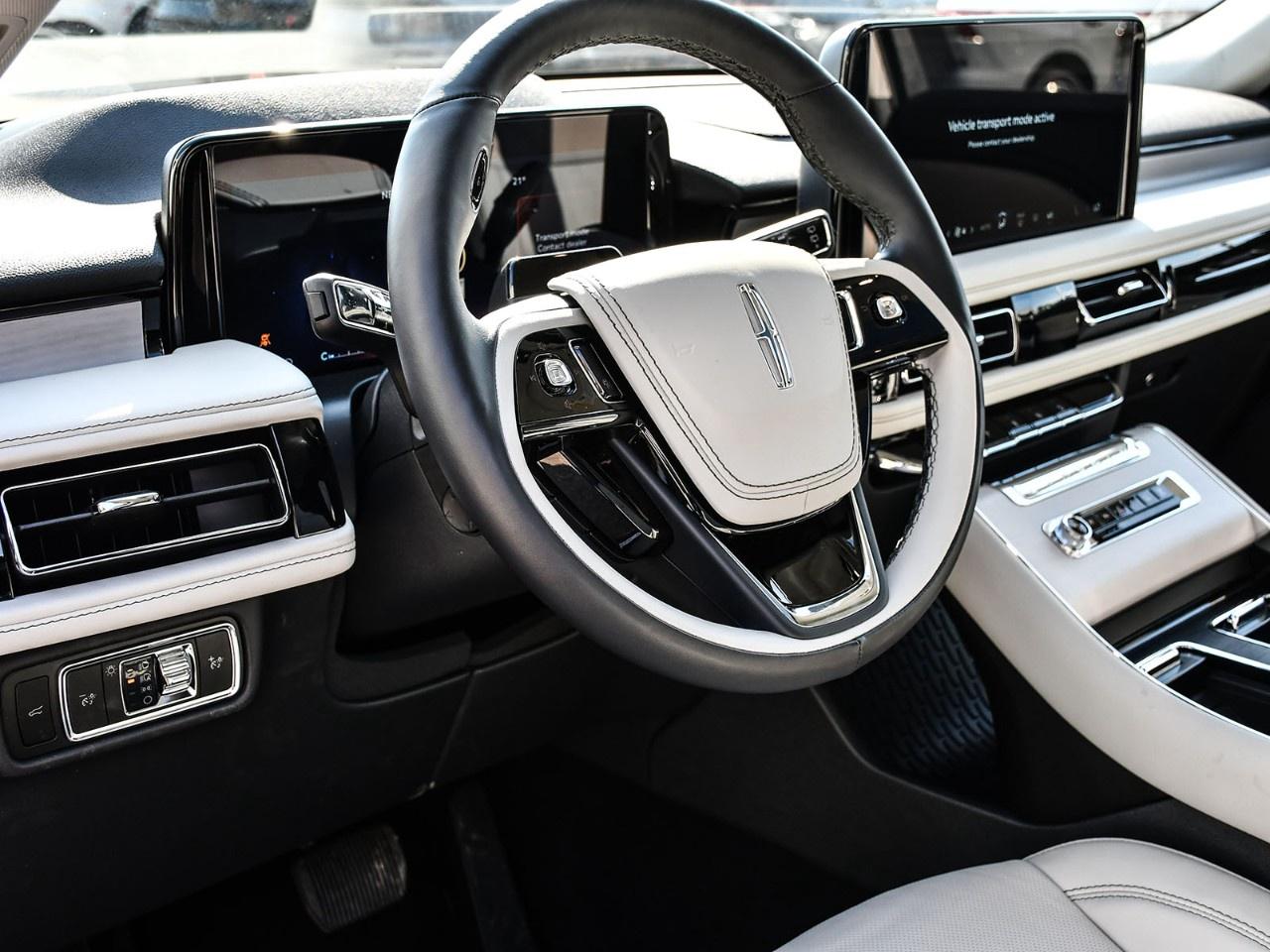 2026 Lincoln Aviator Reserve AWD Photo