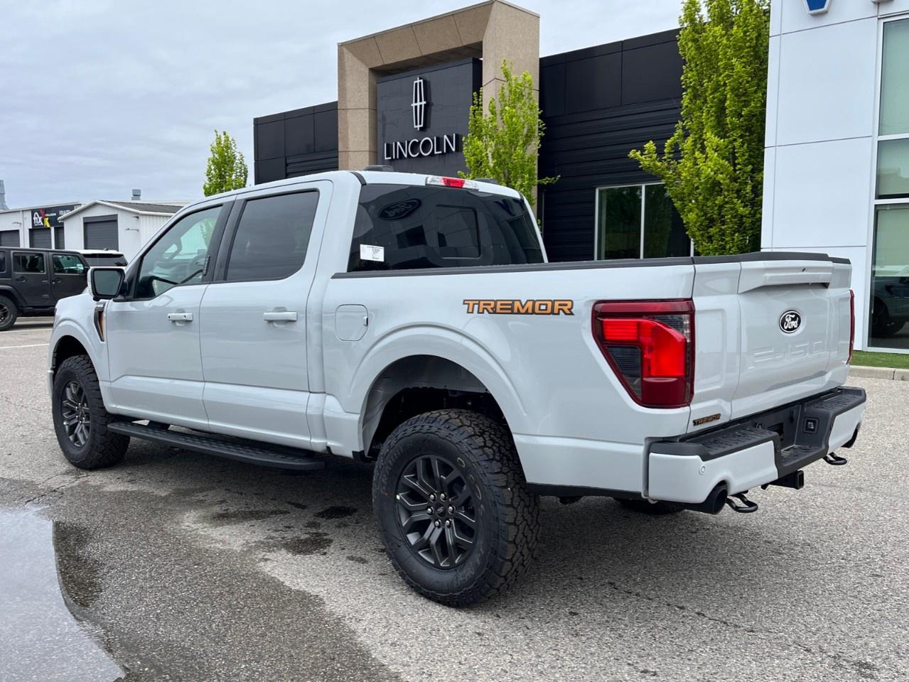 2026 Ford F-150 Tremor 4WD SuperCrew 5.5' Box Photo2