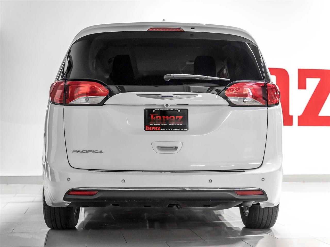 2018 Chrysler Pacifica TOURING-L PLUS|BLINDSPOT|NAVI|REARCAM|ACCIDENT FREE Photo