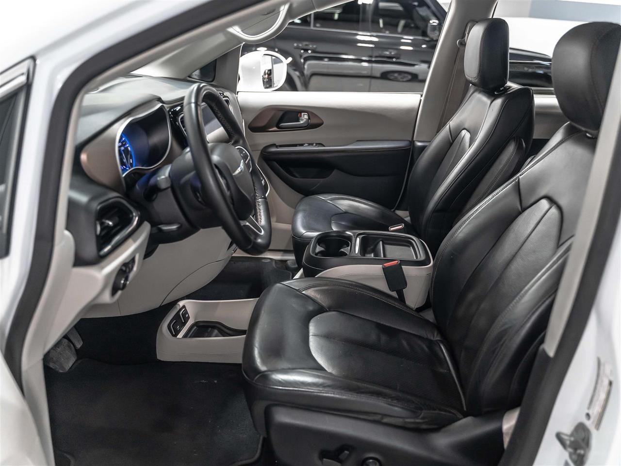 2018 Chrysler Pacifica TOURING-L PLUS|BLINDSPOT|NAVI|REARCAM|ACCIDENT FREE Photo