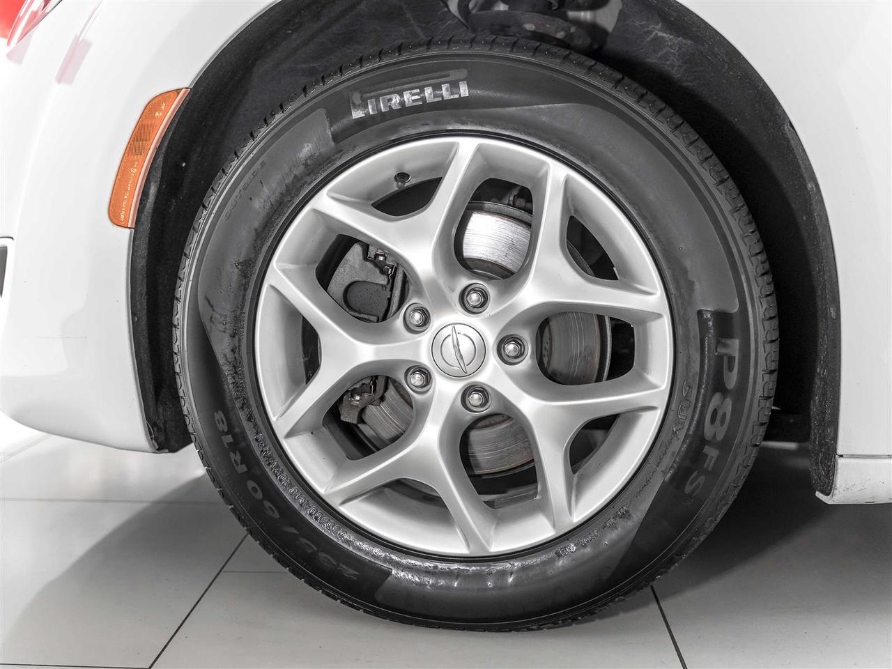 2018 Chrysler Pacifica TOURING-L PLUS|BLINDSPOT|NAVI|REARCAM|ACCIDENT FREE Photo