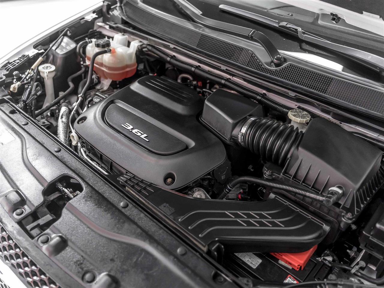 2018 Chrysler Pacifica TOURING-L PLUS|BLINDSPOT|NAVI|REARCAM|ACCIDENT FREE Photo
