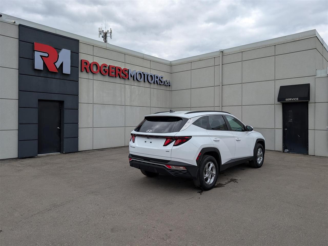 2022 Hyundai Tucson PREDERRED AWD - REVERSE CAM - TECH FEATS Photo