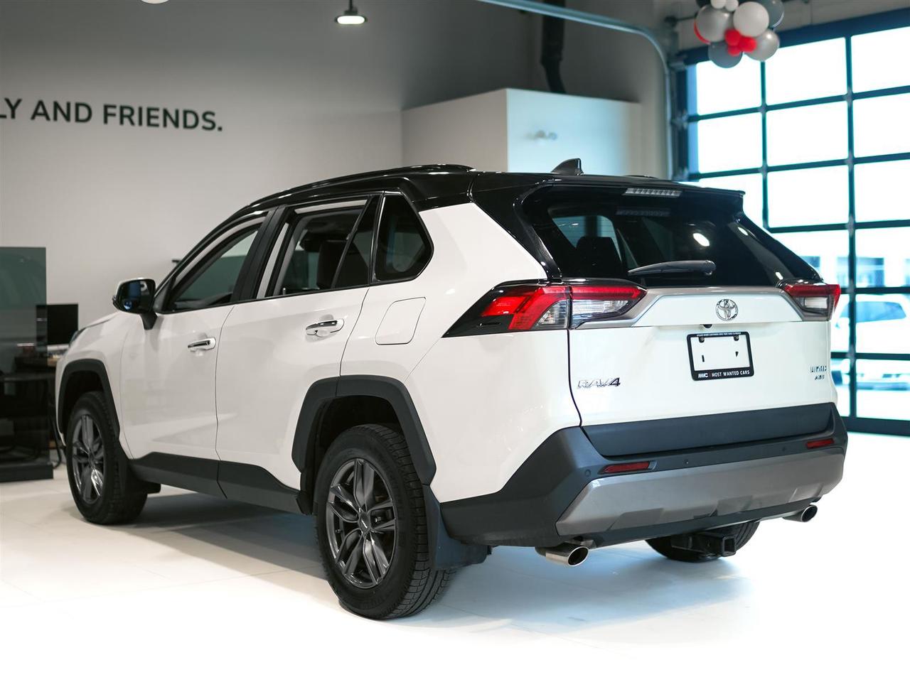 2020 Toyota RAV4 LIMITED AWD | NO ACCIDENTS | TOYOTA SERVICED Photo