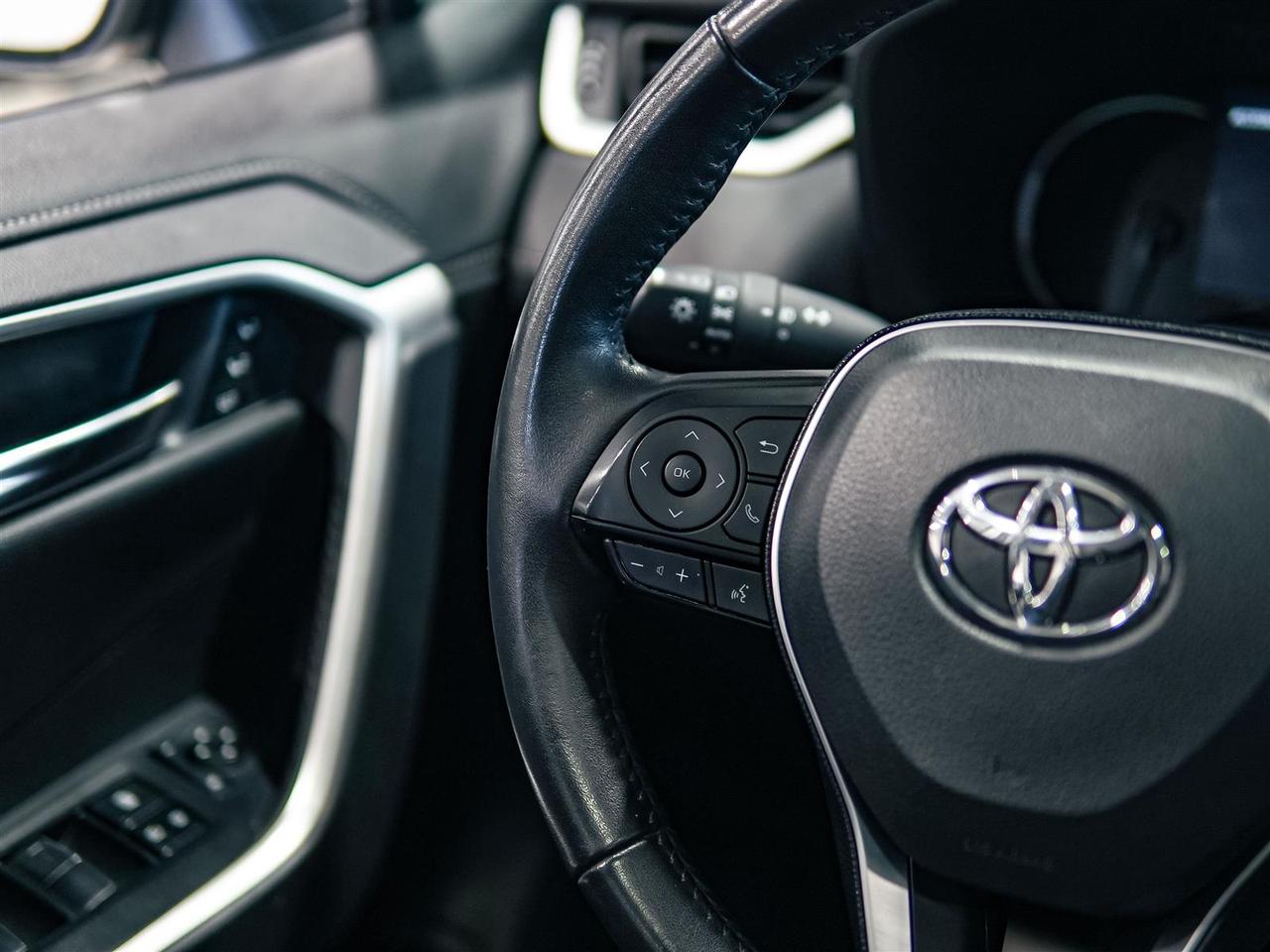 2020 Toyota RAV4 LIMITED AWD | NO ACCIDENTS | TOYOTA SERVICED Photo