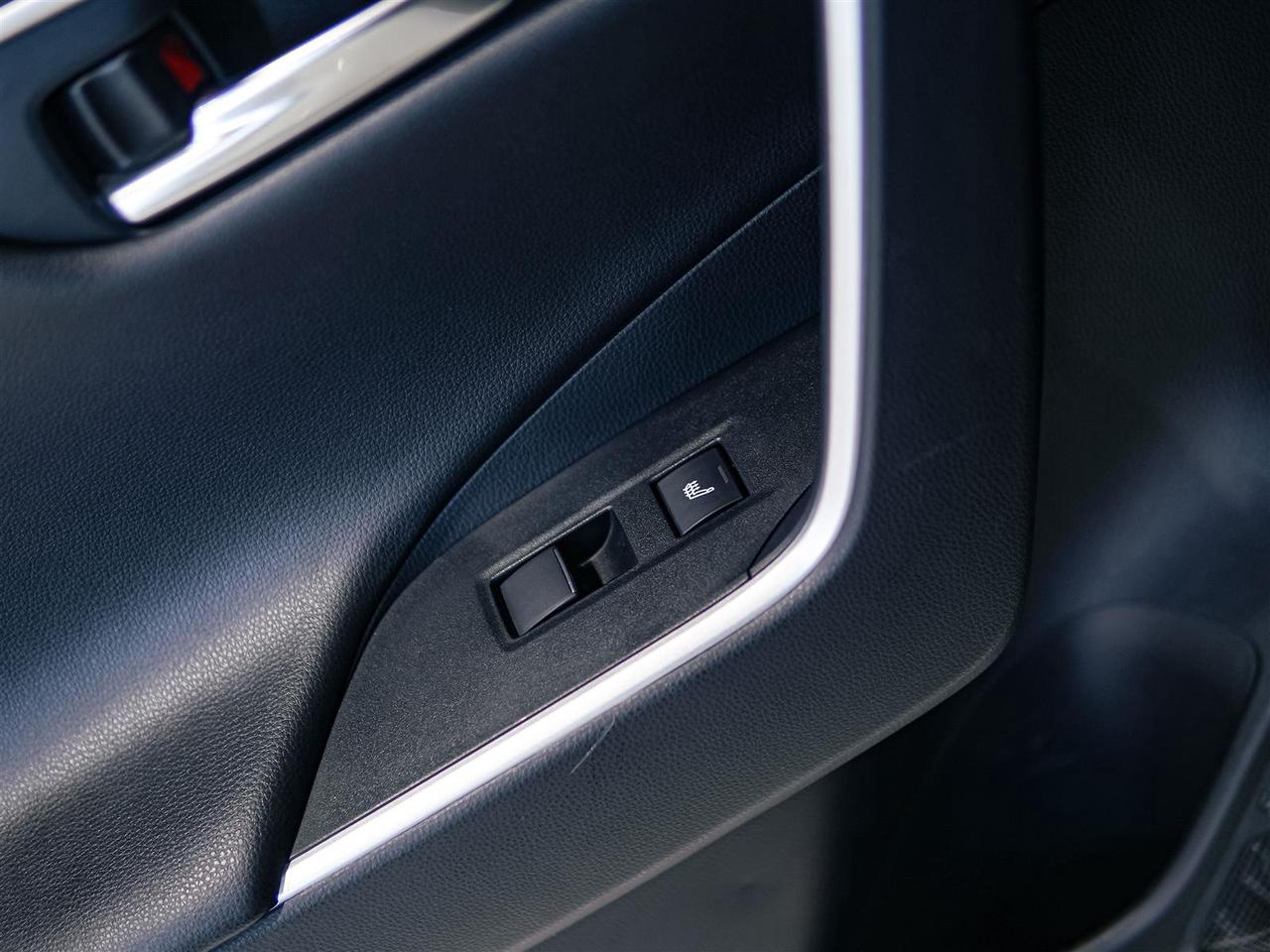 2020 Toyota RAV4 LIMITED AWD | NO ACCIDENTS | TOYOTA SERVICED Photo
